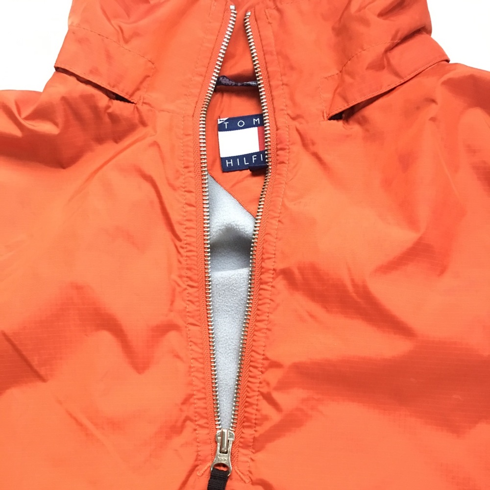 Tommy Hilfiger unisex quarter zip pullover